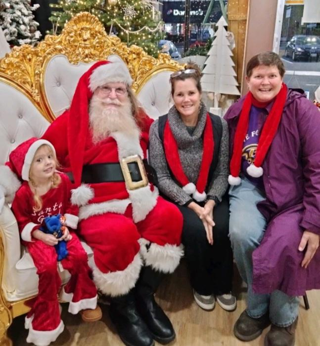 Santa Mark with beautiful guests